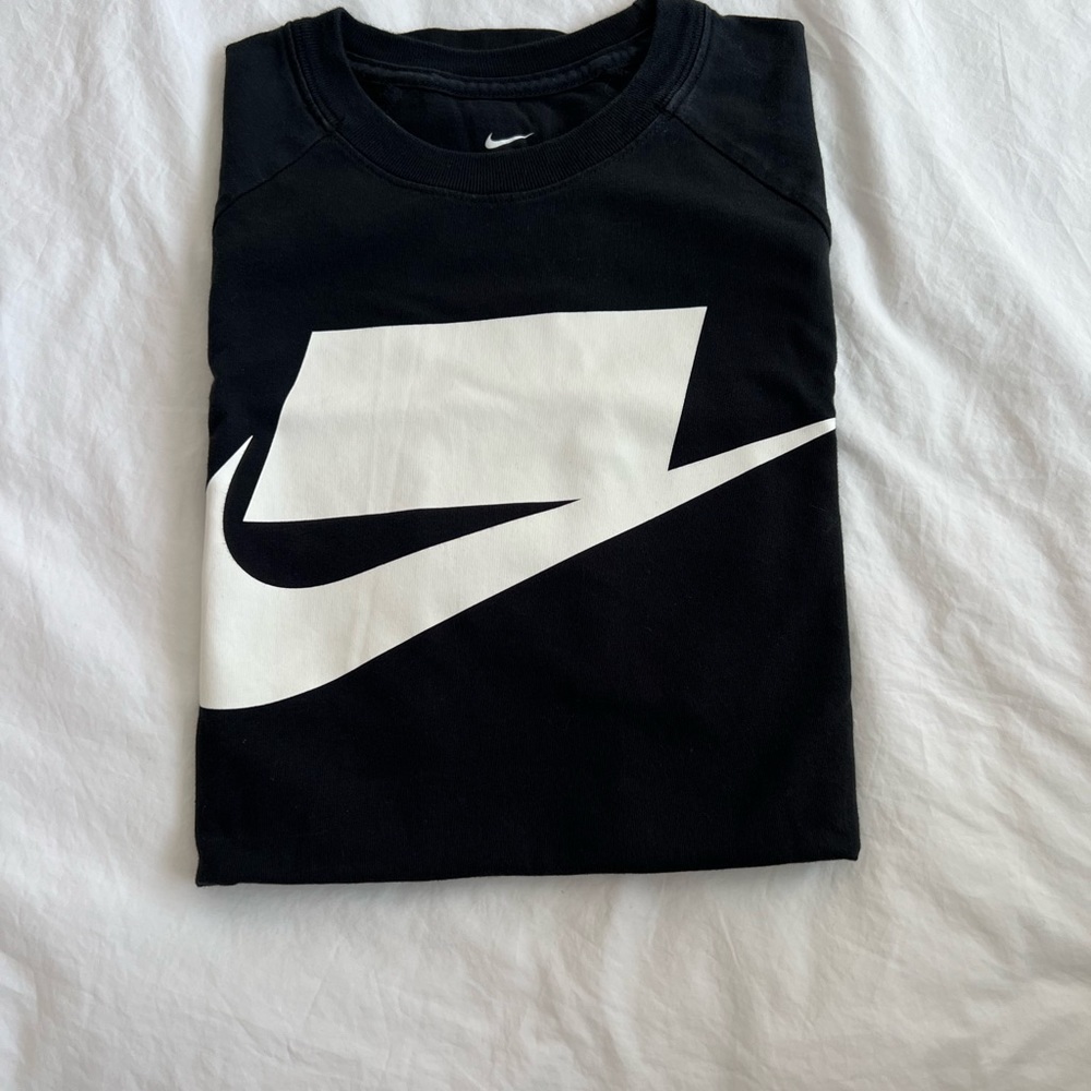Nike Logo Tee